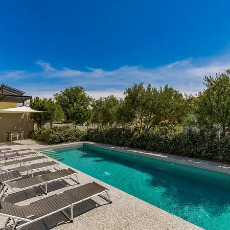 Pool Sapore Di Mare 4 - Happy Apartment